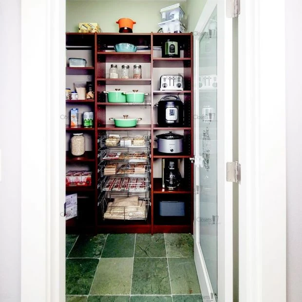An image of a Walk In Pantry - Sipping Seattle Java slide 3
