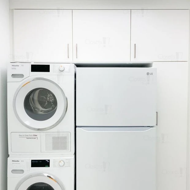 An image of a Laundry Room Built In Oxford White slide 6