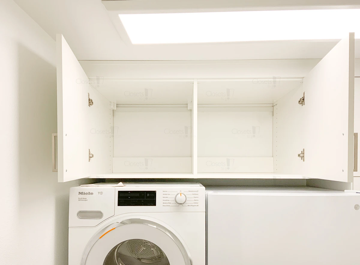 An image of a Built In Laundry Room in Oxford White slide 5