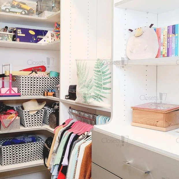 An image of a Kids Closet with Toy Storage - Oxford White / Silver Frost slide 4