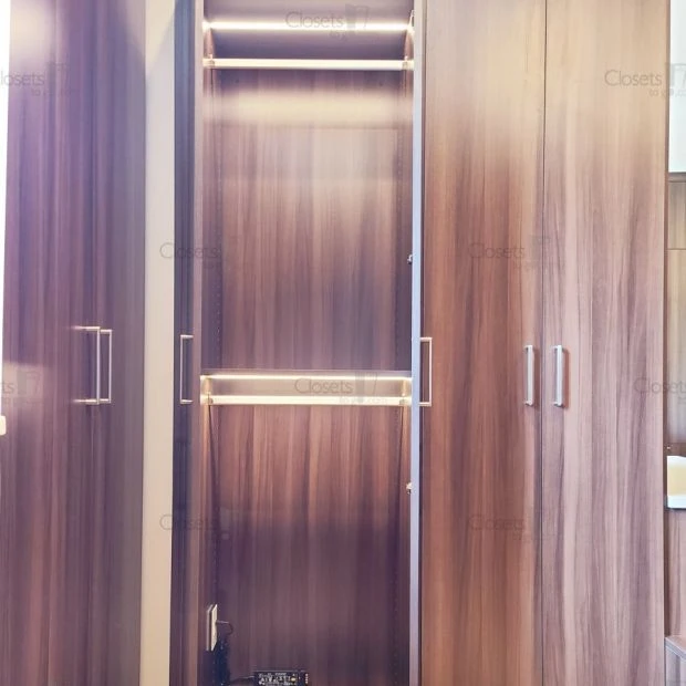An image of a Luxury Built In Closet Room - Mochatini slide 2