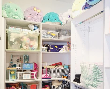 An image of a Kids Closet with Toy Storage - Oxford White / Silver Frost slide 7