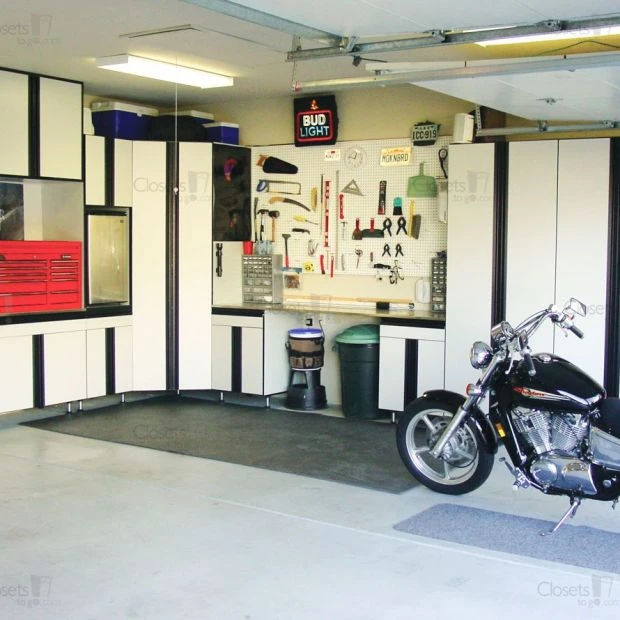 An image of a Two Tone Garage System - Black Aluminum Handles